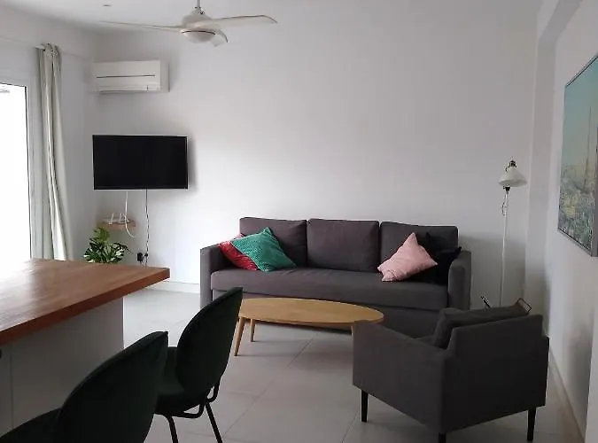 Maestro Concepcion Guidet Apartment